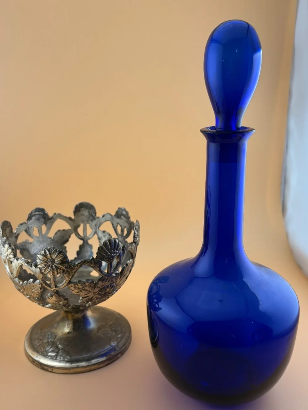 Vintage Cobalt Blue Glass Decanter & 6 Cordial Glasses Set Silver Plate Filagree